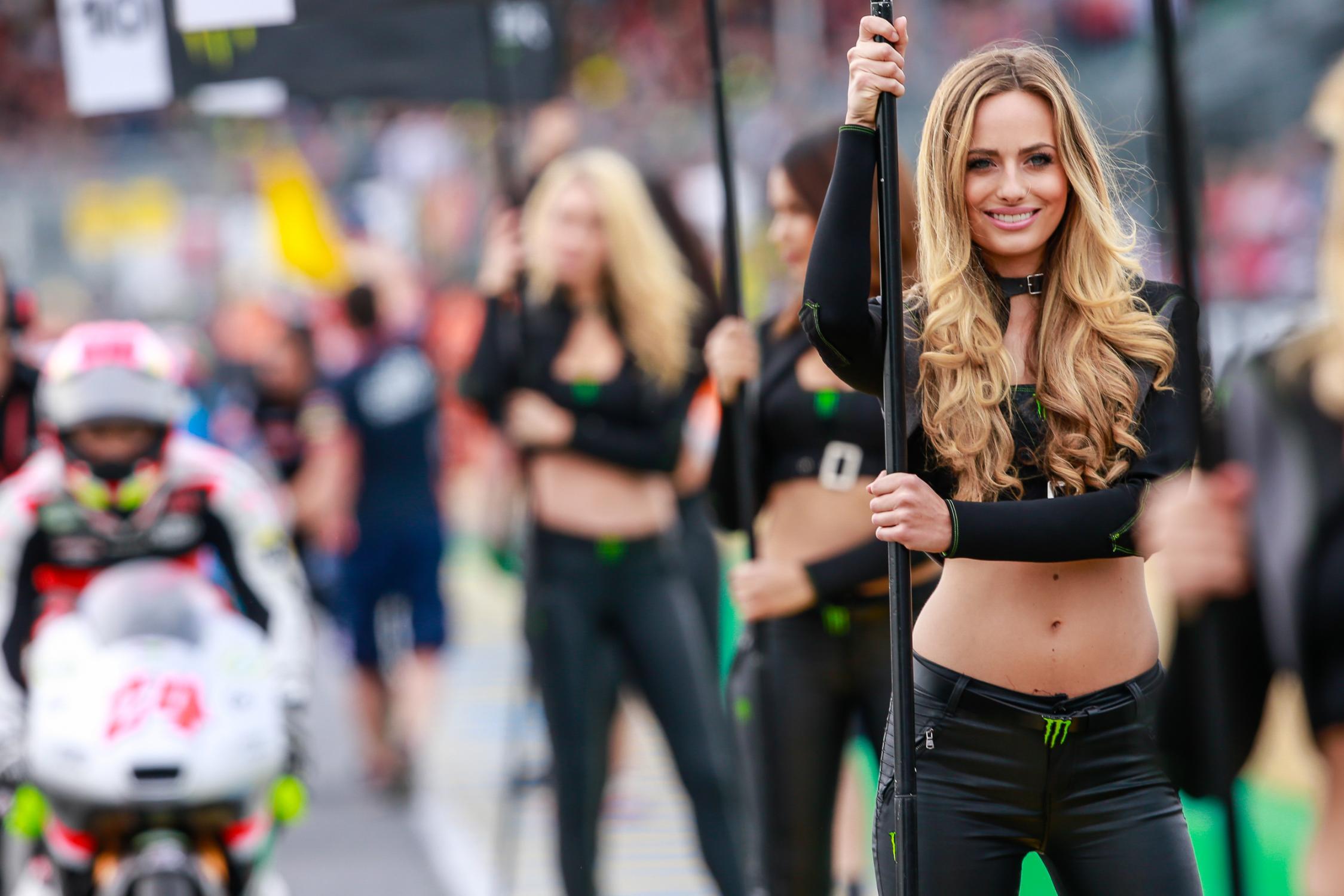 Fine collection of Paddock Girls to race your motor