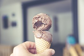 double scoop icecream balanced