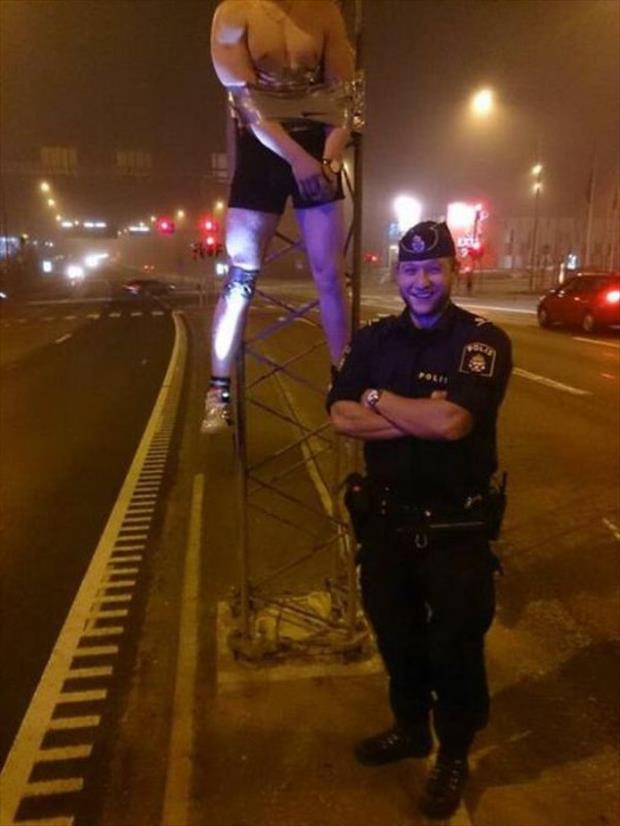 20 Pics of Cops Having Fun