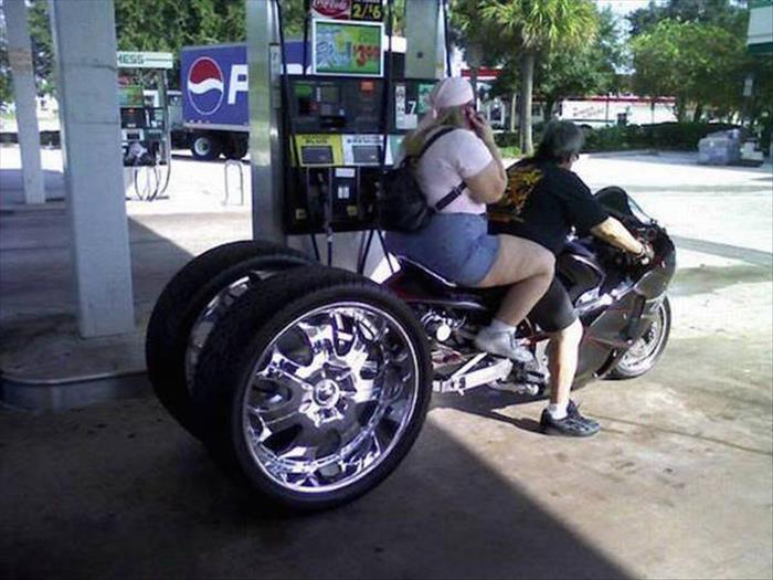 23 Pics Of Craziness On The Road