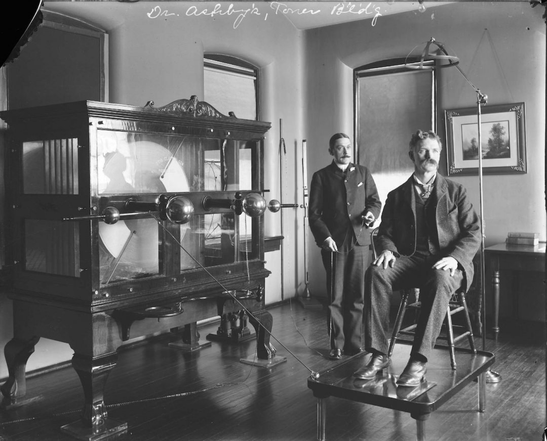 2 Doctors show off the large electro-shock machine at St. Elizabeths Hospital in Washington, D.C. in 1923.