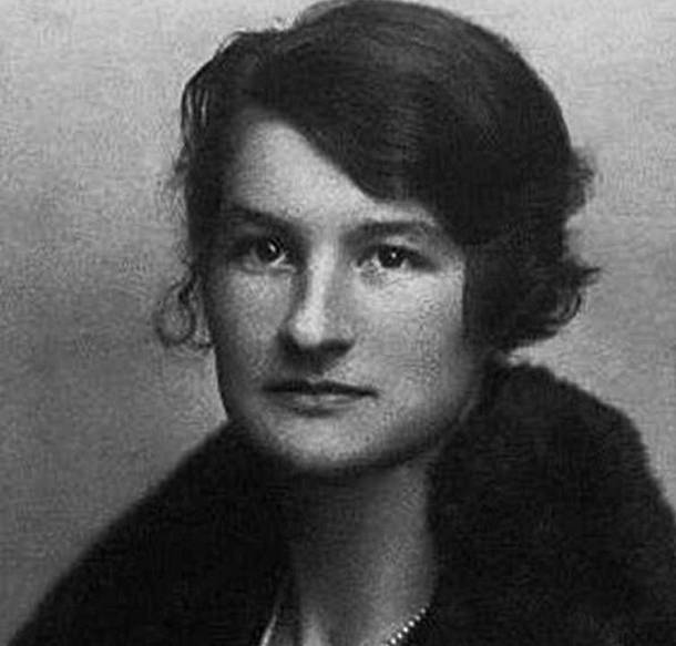 Popular among the Germans as “Artemis,” Hall was an American spy with the Special Operations Executive during World War II in the 1940s and later on for the Office of the Strategic Services and the Special Activities Division of the CIA. Despite the fact that her leg was amputated from the knee down, her clandestine works included helping the activities of the French Underground while serving as a correspondent and eluding the Gestapo while contacting the French Resistance in central France, both of which put the “limping lady” on Germany’s most wanted list.