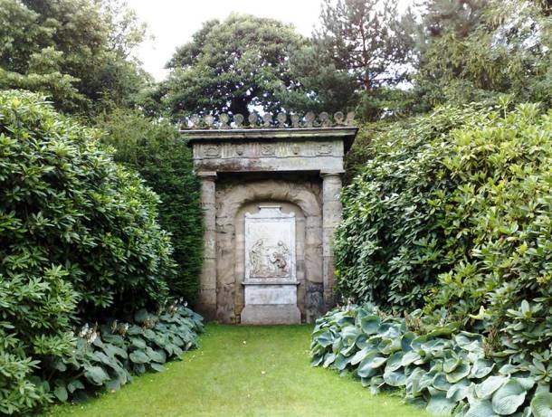 Shepherd’s Monument Inscription
In Staffordshire, England, there is a sculpture that has invited the wits and intellect of many intellectuals in an attempt to decode an inscription reading DOUOSVAVVM. Although the Shepherd’s Monument was constructed back in the 18th century, the letters found therein were never solved, even 250 years after it was completed.