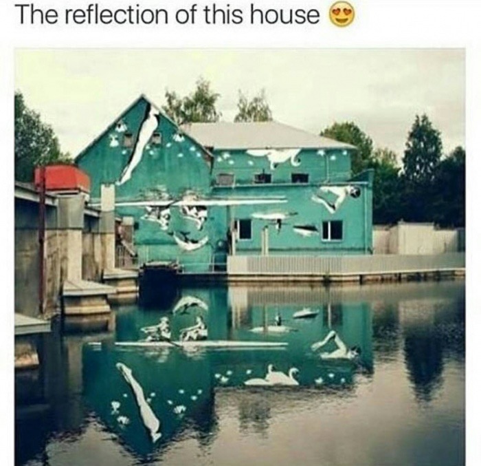 ray bartkus marijampolė - The reflection of this house