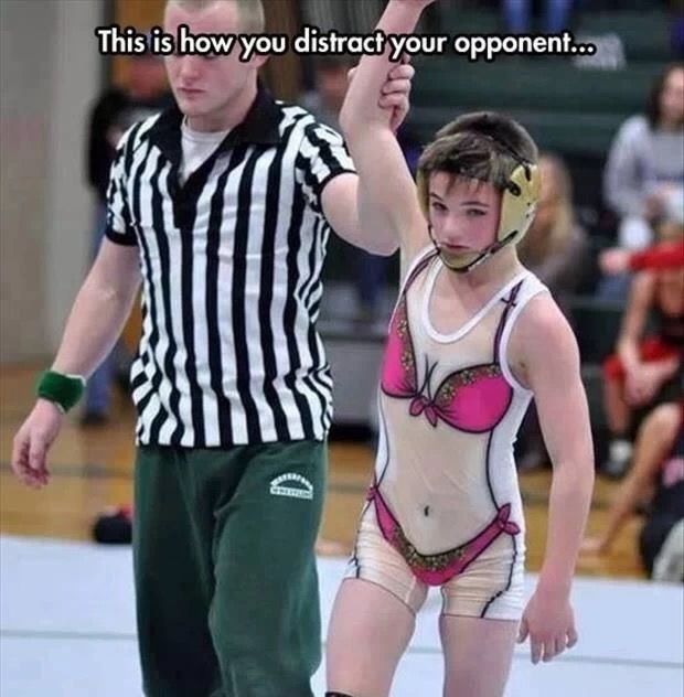 funny wrestling - This is how you distract your opponent...