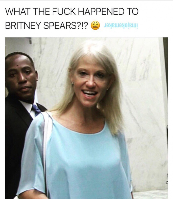 meme - shoulder - What The Fuck Happened To Britney Spears?!? @ ylyoeup