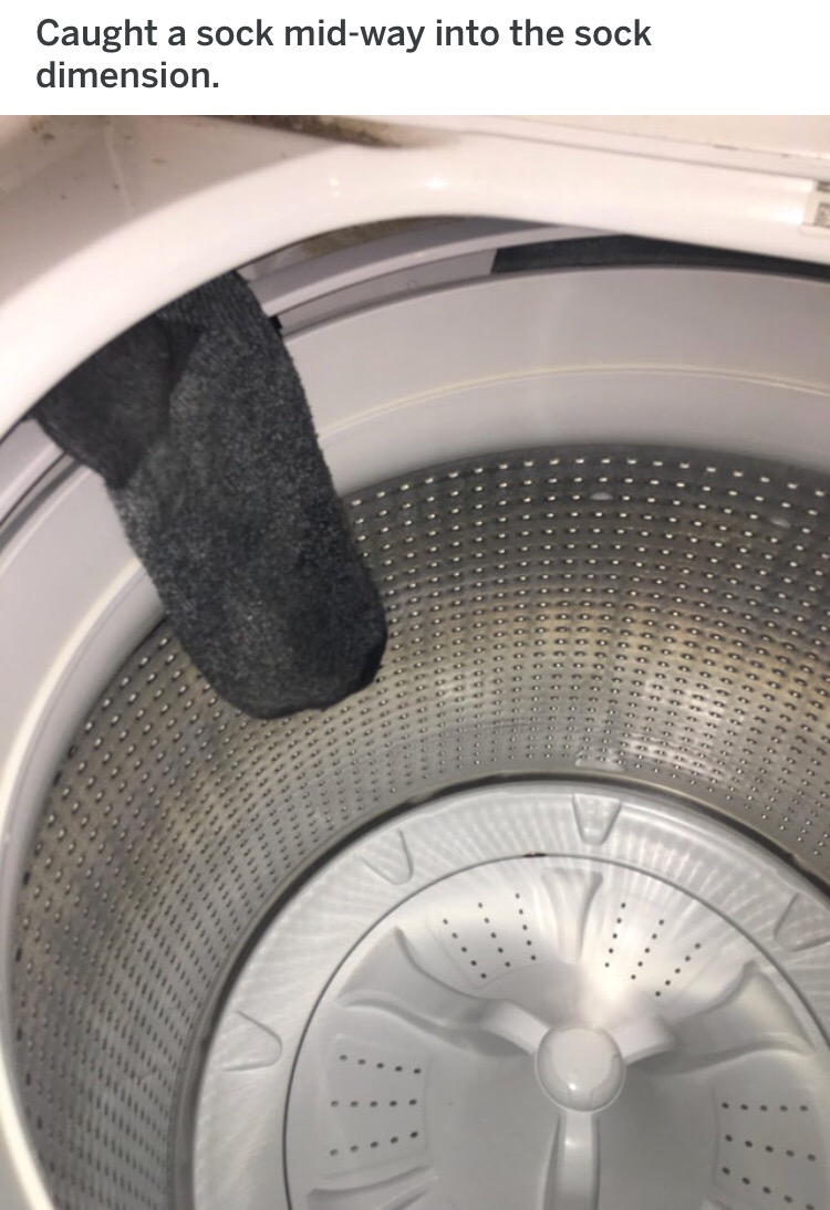 washing machine - Caught a sock midway into the sock dimension. . Os 65 Cocotit $933.000