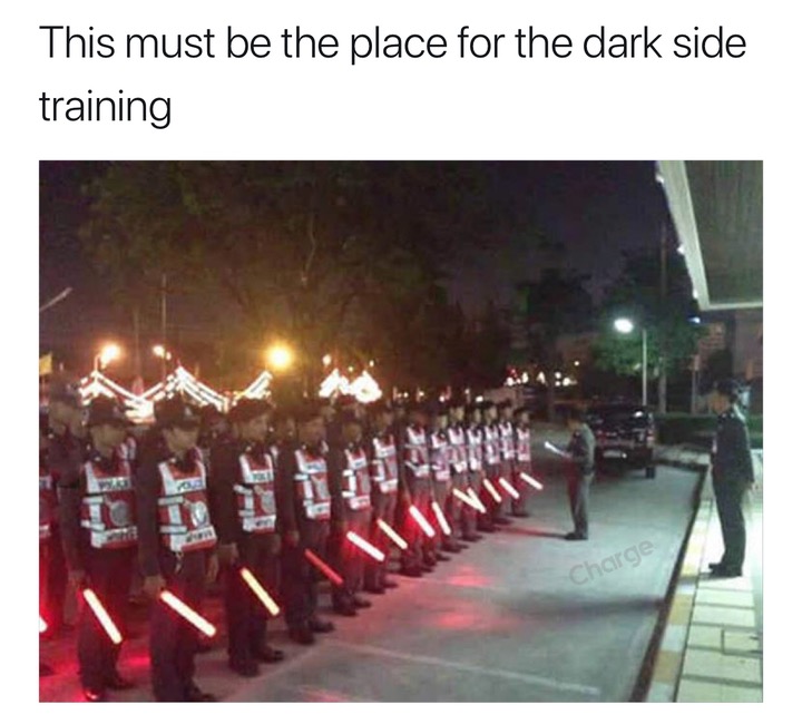 meme stream - presentation - This must be the place for the dark side training Charge