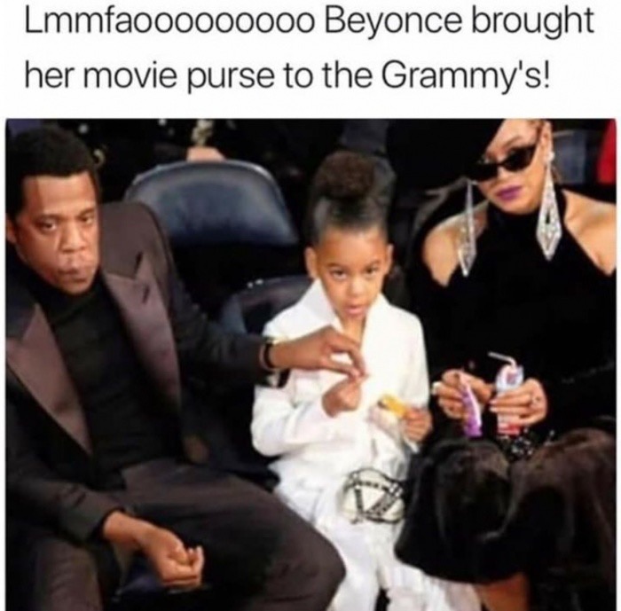 blue ivy memes - Lmmfaoooo00000 Beyonce brought her movie purse to the Grammy's!
