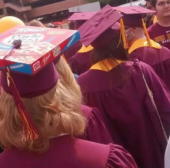 pizza graduation cap ideas - Sud Base