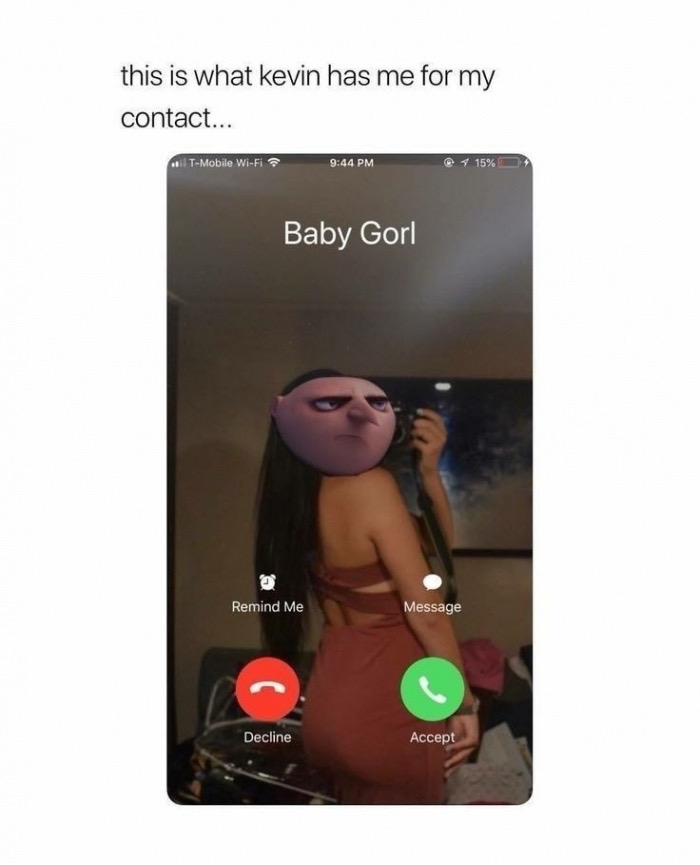 Sunday meme about guy photoshopping Gru's head on his girl's body
