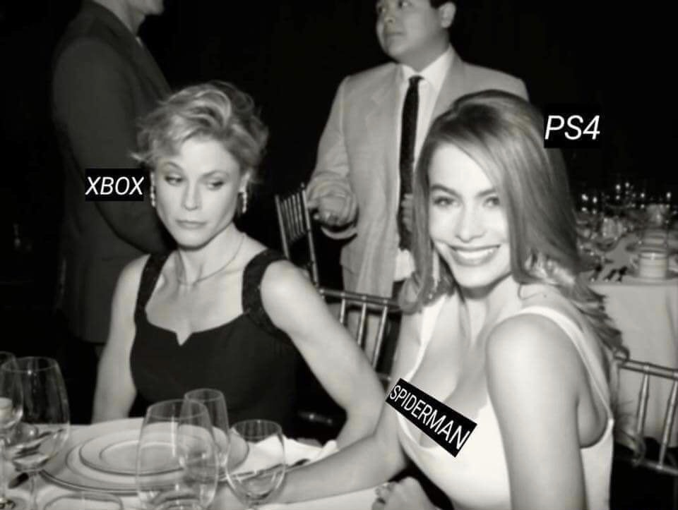 memes - sofia vergara and julie bowen - PS4 Xbox Spiderman