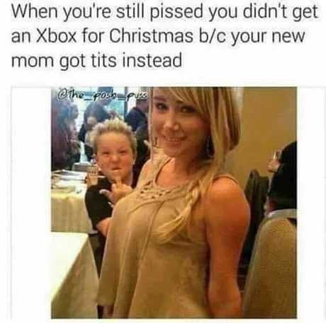 sara underwood kid - When you're still pissed you didn't get an Xbox for Christmas bc your new mom got tits instead bepus