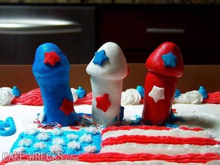 4th of july rocket cake - Cake Wrecks.C