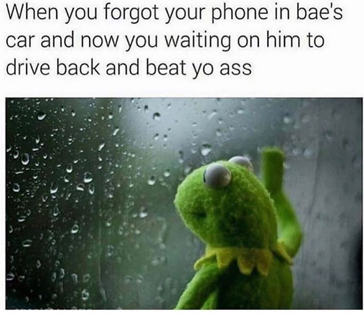 funny casino memes - When you forgot your phone in bae's car and now you waiting on him to drive back and beat yo ass