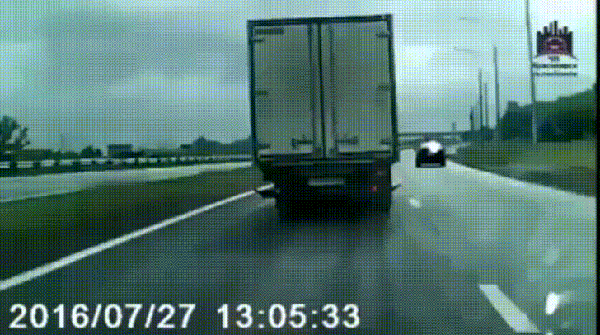 when truck runs over a road sign