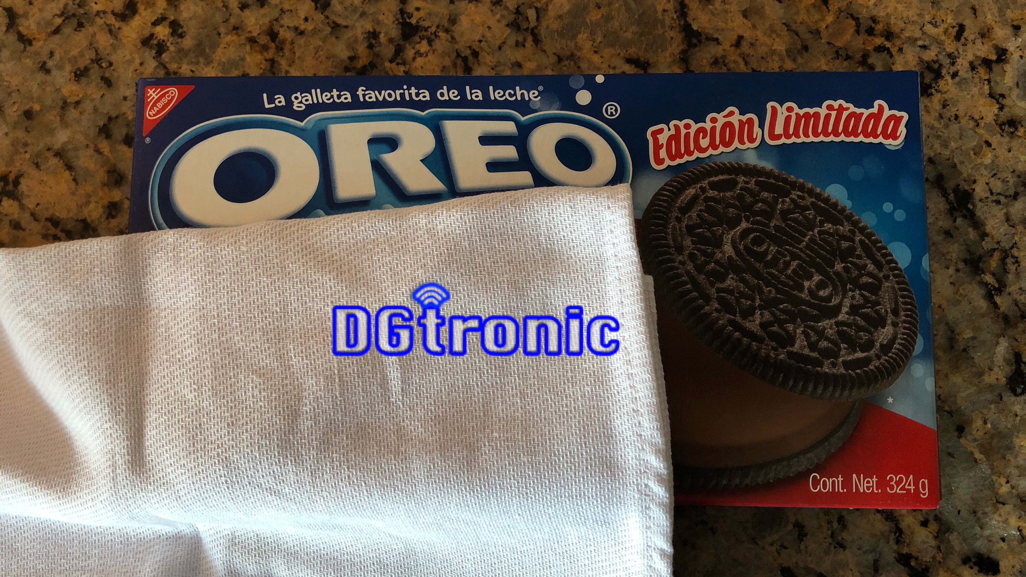 Anyone guess this new flavour of Oreo ?? It’s a yet to be released and rumoured to soon be available  flavour in North America. Review will be up tomorrow on www.youtube.com/dgtronic. @oreo  #oreo #foodie #foodporn #youtubers #youtuber #youtube #food #instafood