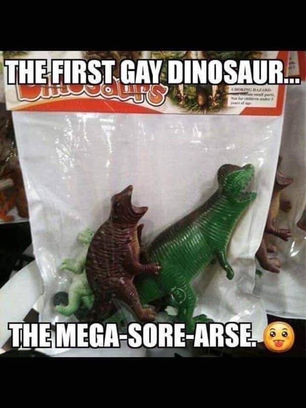 The First Gay Dinosaur... Chinnan The MegaSoreArse.