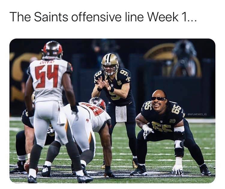 American football - The Saints offensive line Week 1... 54. Onelmemeslig
