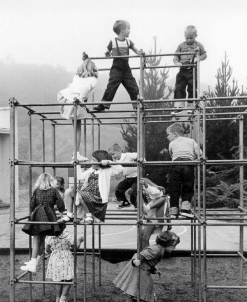 1970s climbing frame
