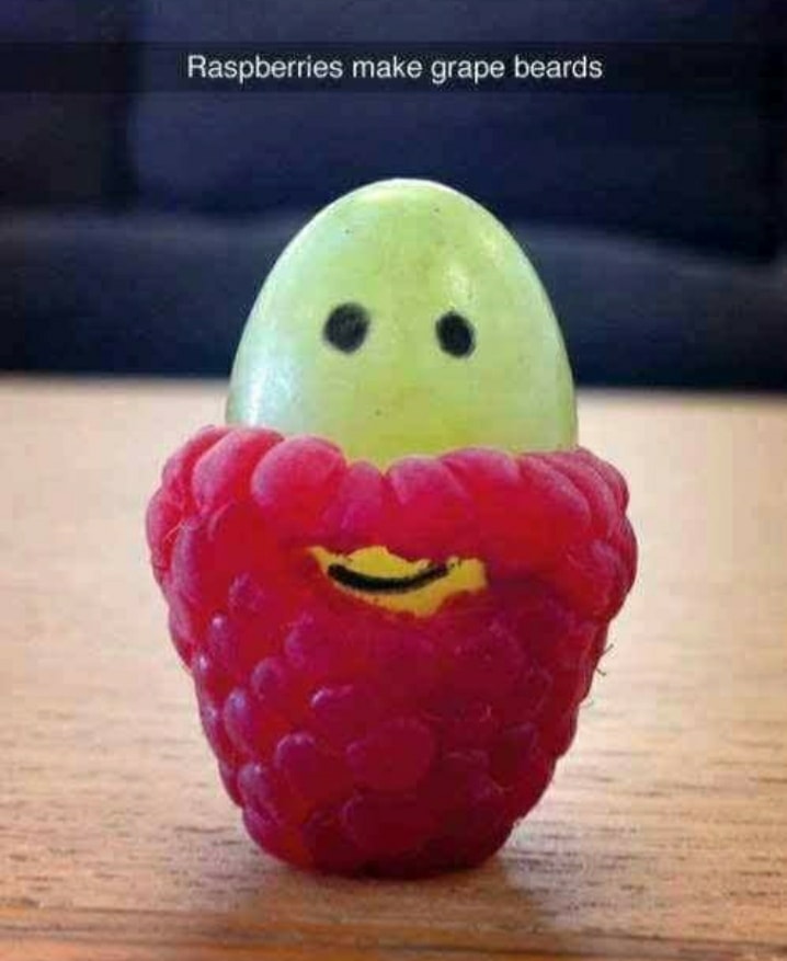 cool random pics and memes - grape in raspberry - Raspberries make grape beards