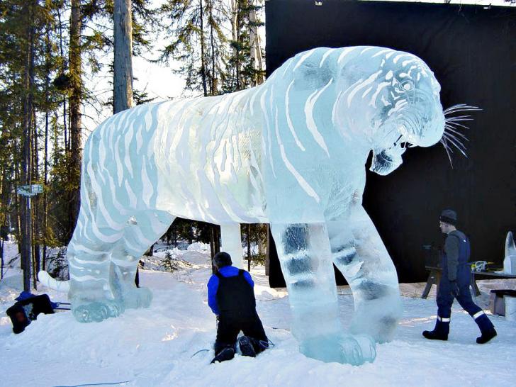 tiger ice sculpture - 3