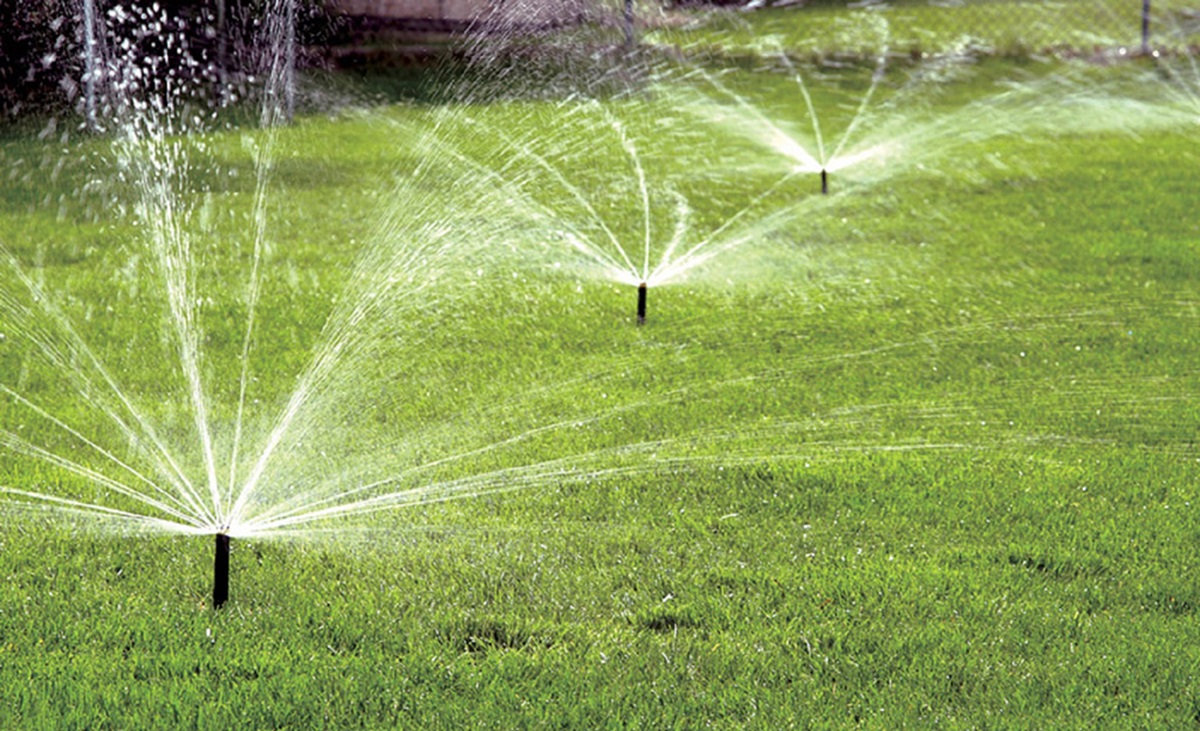 20 Awesome Pictures Of Sprinklers And Hose Nozzles