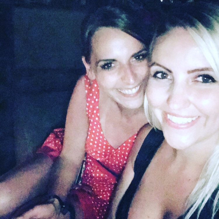 10 Pics of Babes That Had a Hungover Monday