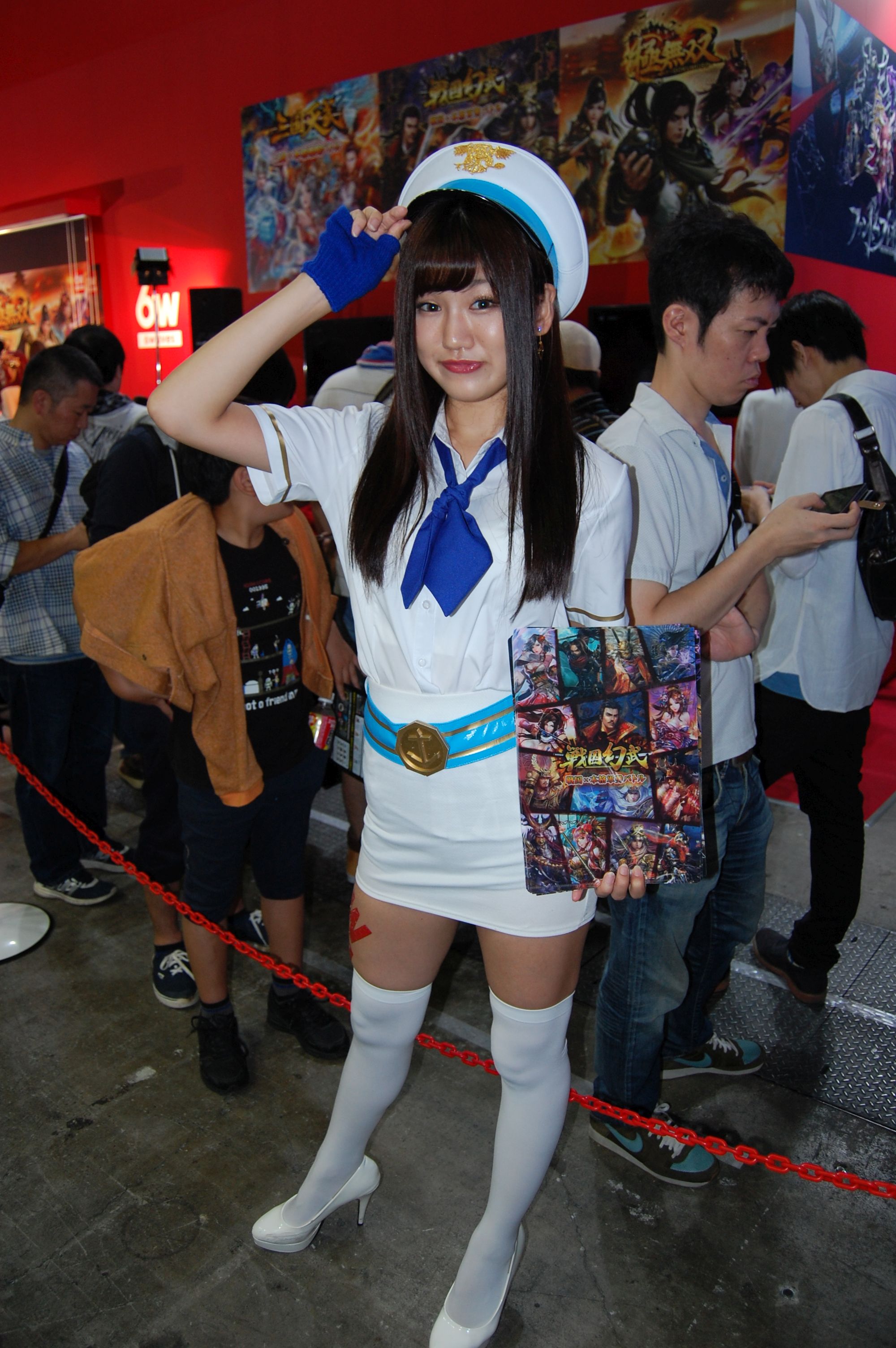 20 Cute Asian Booth Babes at Tokyo Game Show 2017
