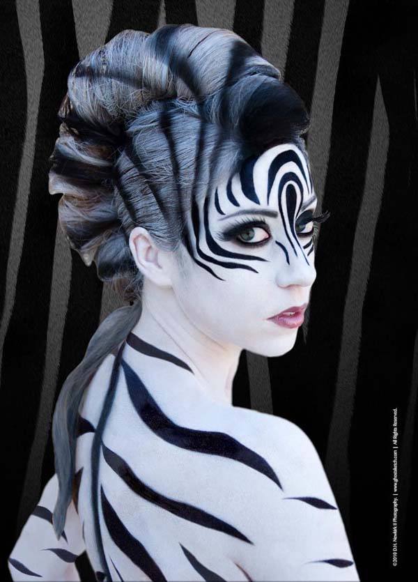 body paint zebra - 2010 Din Photography | All Rights Reserved.