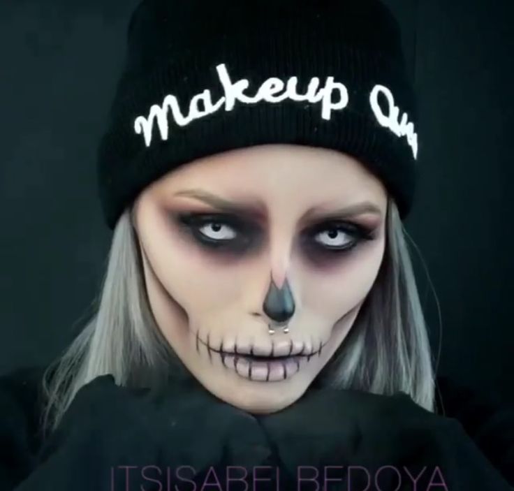 isabel bedoya skull makeup