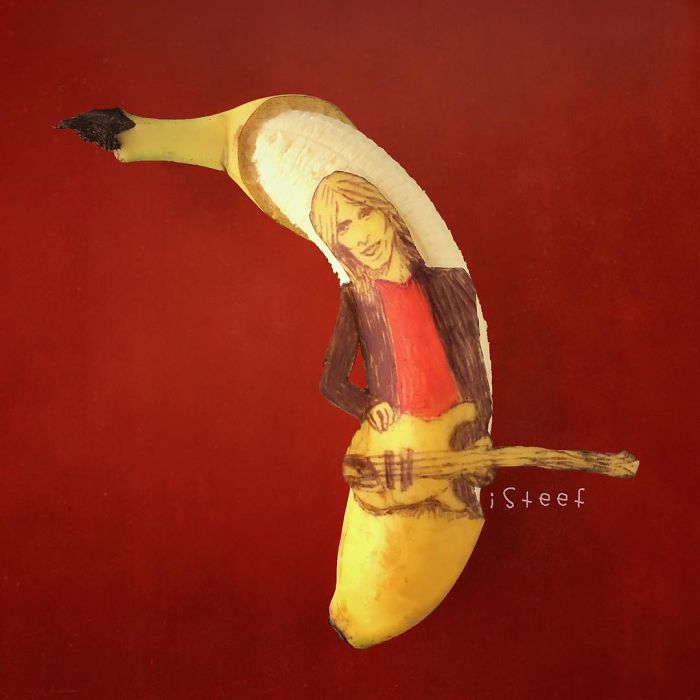 Artist Transforms Bananas Into Works Of Art