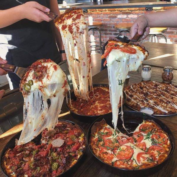 random pic de pizzas