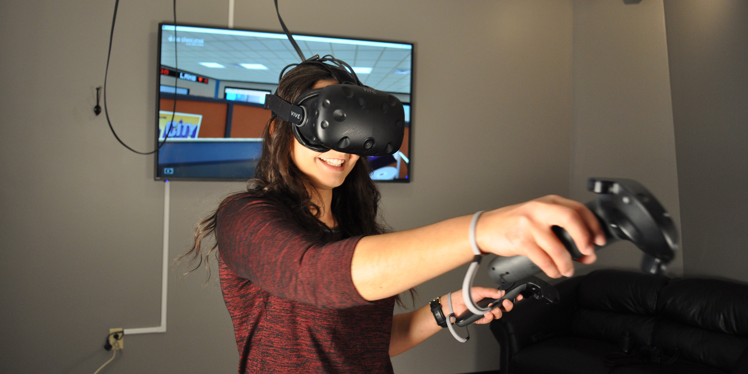 Are you looking for reasons to visit Regina Saskatchewan? The Grid VR is a virtual reality arcade that is a must-see destination in Regina. We will make sure that you remember your visit to Regina. In a relaxed setting, with numerous games and experiences, you can have fun with your whole group.