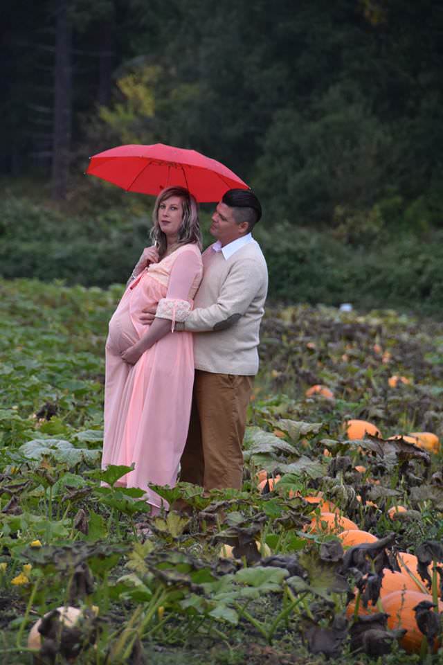 Creative Couple Do A Special Maternity Photoshoot In Pumpkin Field