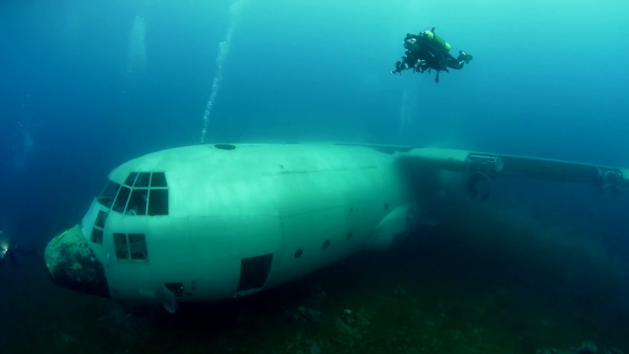 aqaba diving c 130