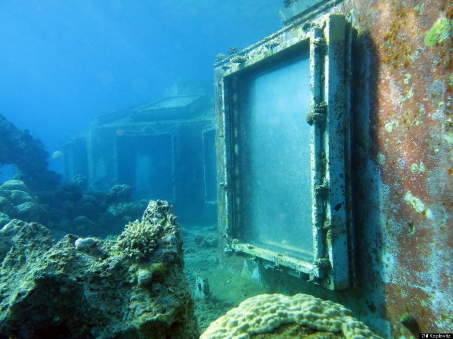 abandoned underwater restaurant - Gil Koplovitz