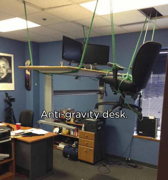 office pranks - Antigravity desk.