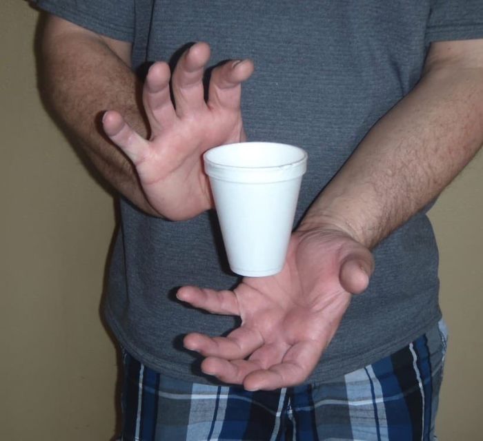 The Internet Expertly Answers "What's The Worse Way To Hold Your Drink"
