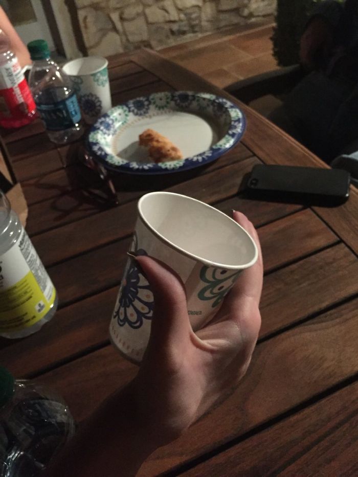 The Internet Expertly Answers "What's The Worse Way To Hold Your Drink"