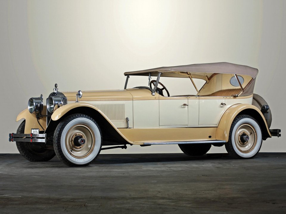 18 Great Classic Cars