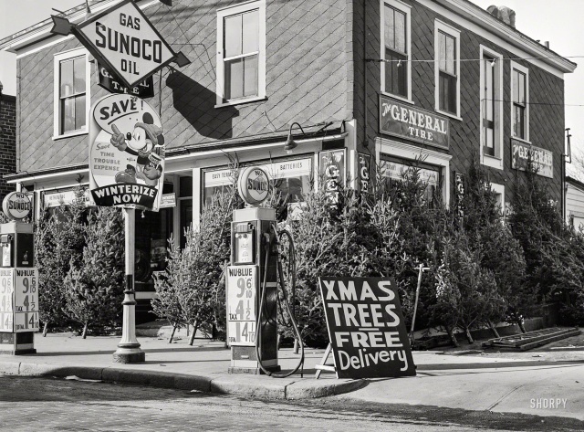 1940s christmas street - Sunoco Dil Save 7GENERAL Tibe Winteri Ble While Nublue 0693 12 Xmas Trees Free 2 Delivery