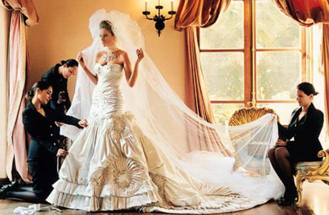 melania trump wedding gown