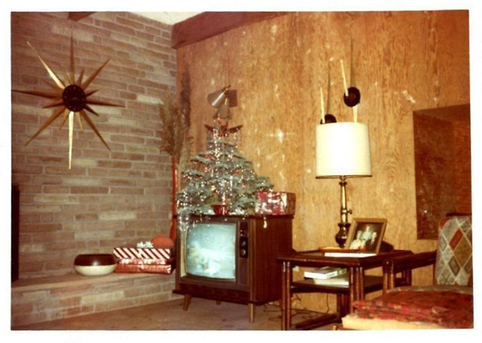 36 Photos Of Christmas Home Decor In The 1950s And 1960s