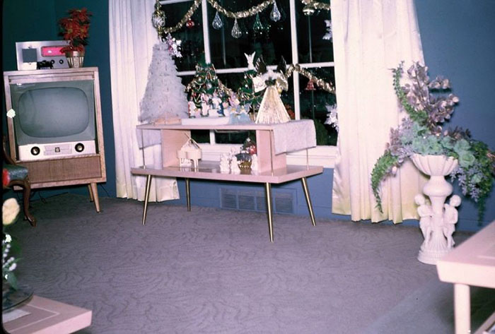 36 Photos Of Christmas Home Decor In The 1950s And 1960s