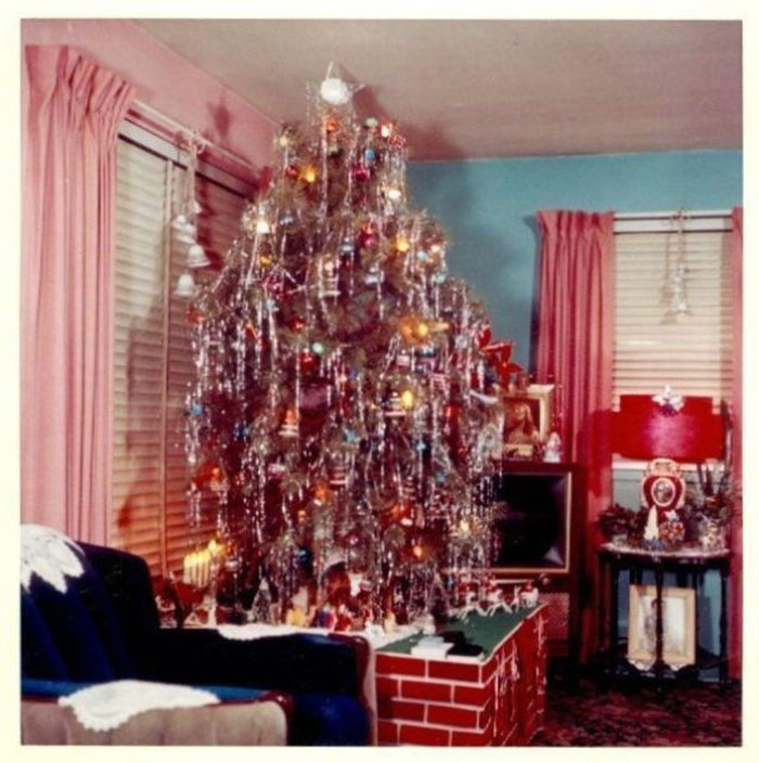 36 Photos Of Christmas Home Decor In The 1950s And 1960s