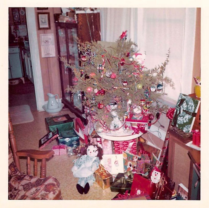 36 Photos Of Christmas Home Decor In The 1950s And 1960s