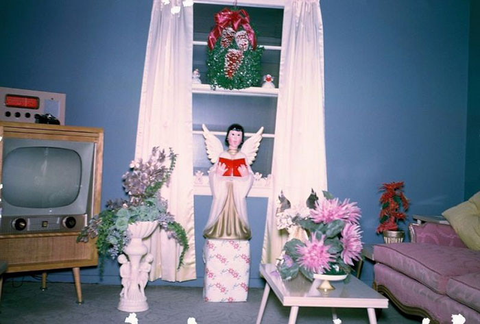 36 Photos Of Christmas Home Decor In The 1950s And 1960s