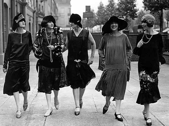 Women

Flapper girls are probably one of the things most people think of first when it comes to the 1920s, and New York City definitely wasn’t short of them! These young women wore their hair in short bobs, adorned short dresses and skirts, but most scandalously of all, drank, smoke and cursed like men. Women were also more sexually liberated during this period, and with birth control methods such as the diaphragm more readily available they had more choice over the size of their families.