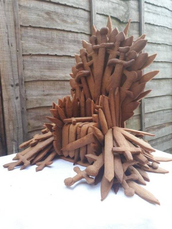 iron throne gingerbread